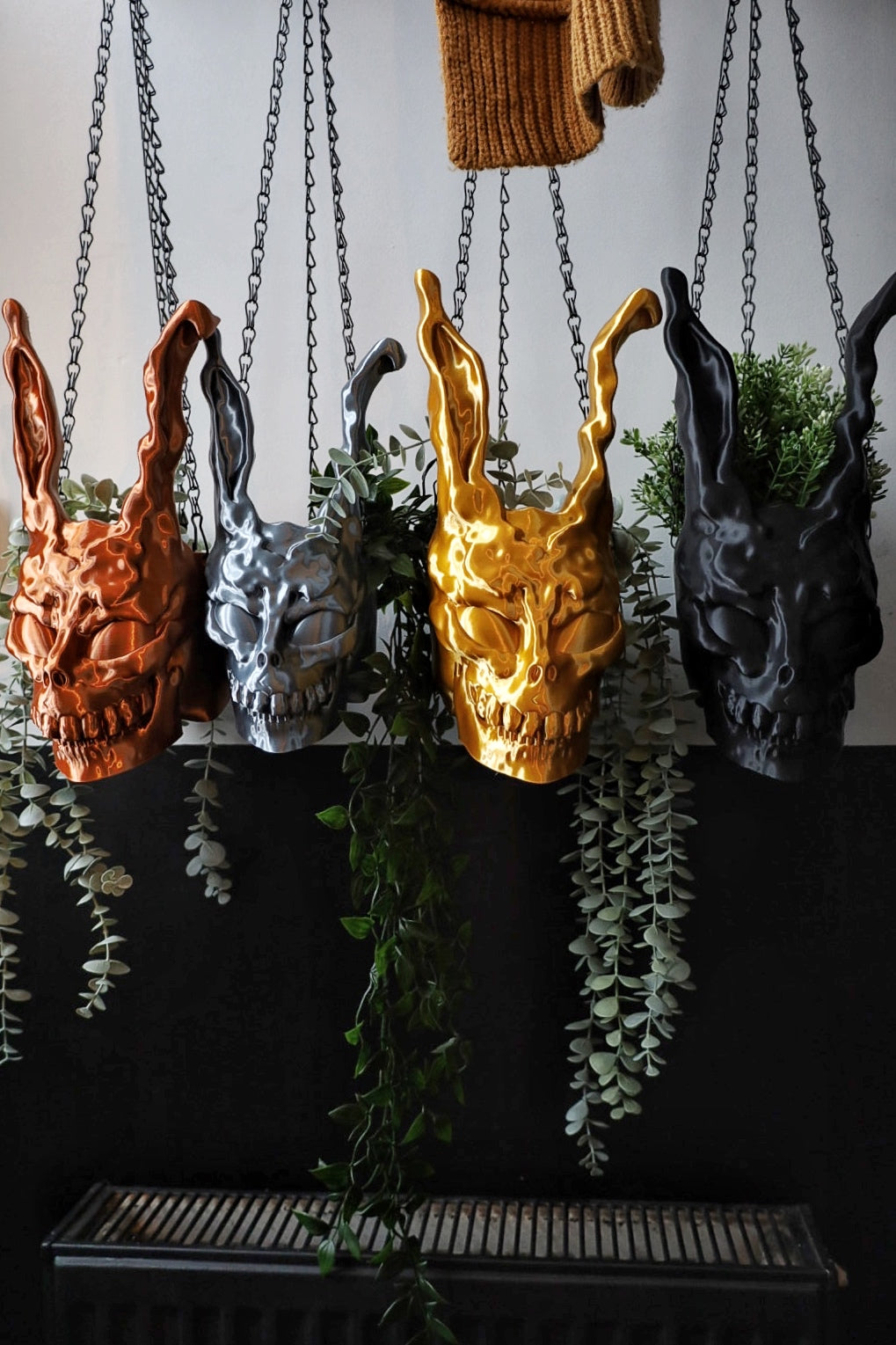 Darkness Hanging Planter