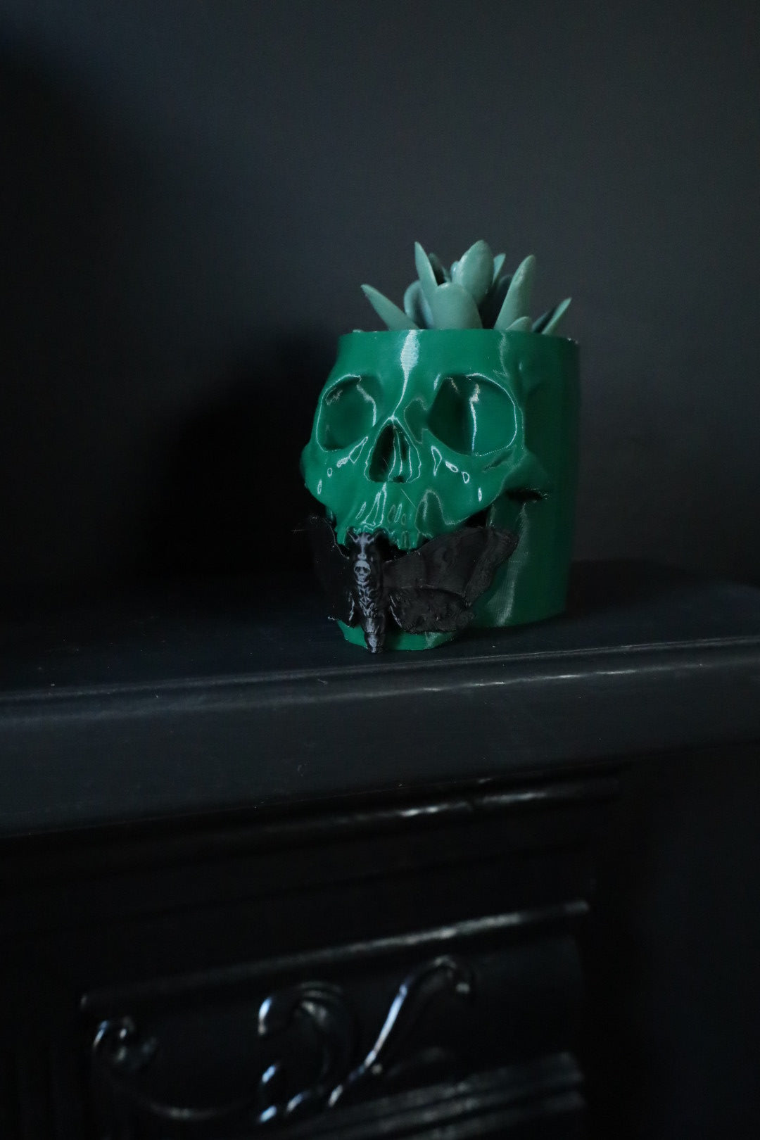 Small Death Moth Desk Planter