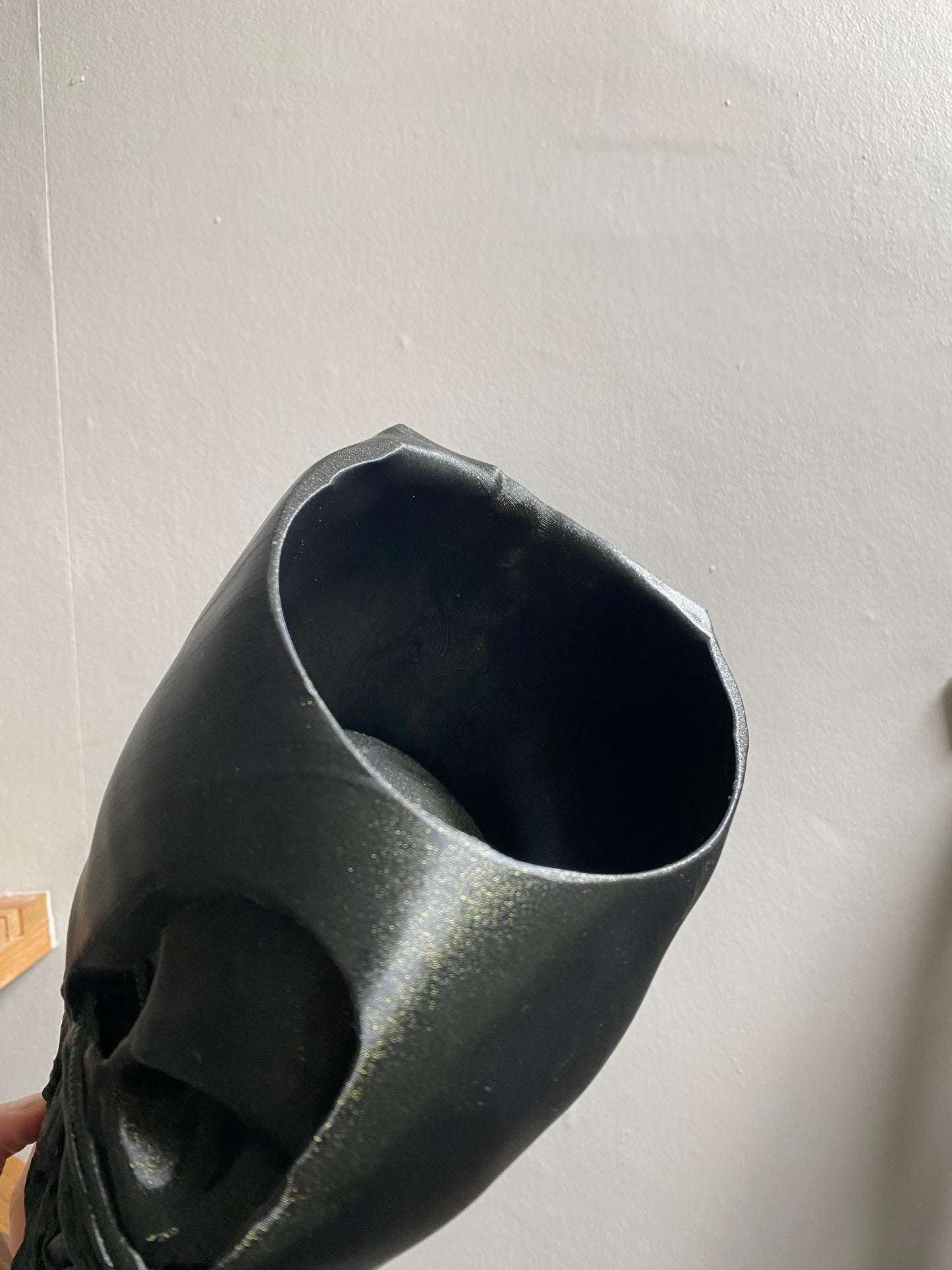 SECONDS #6308 - LARGE BLACK SPECKLED THE PERFECT SPECIMEN DESK PLANTER - HOLE IN BACK