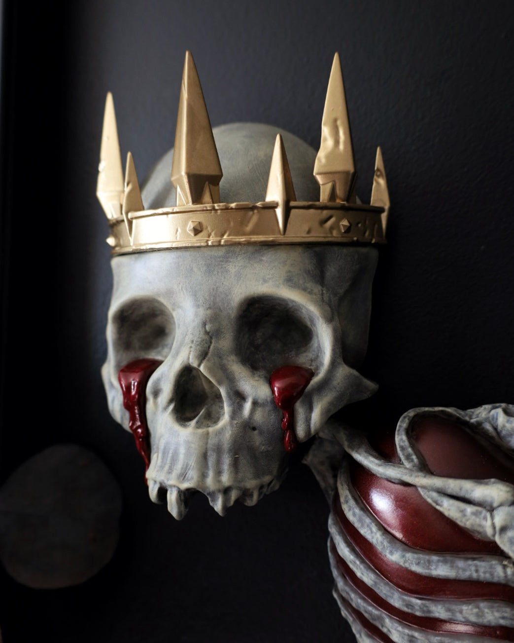 King Of Mayhem Skull & Crown Wall Hanging