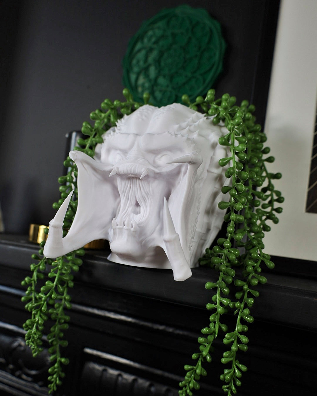 Yautja Desk Planter