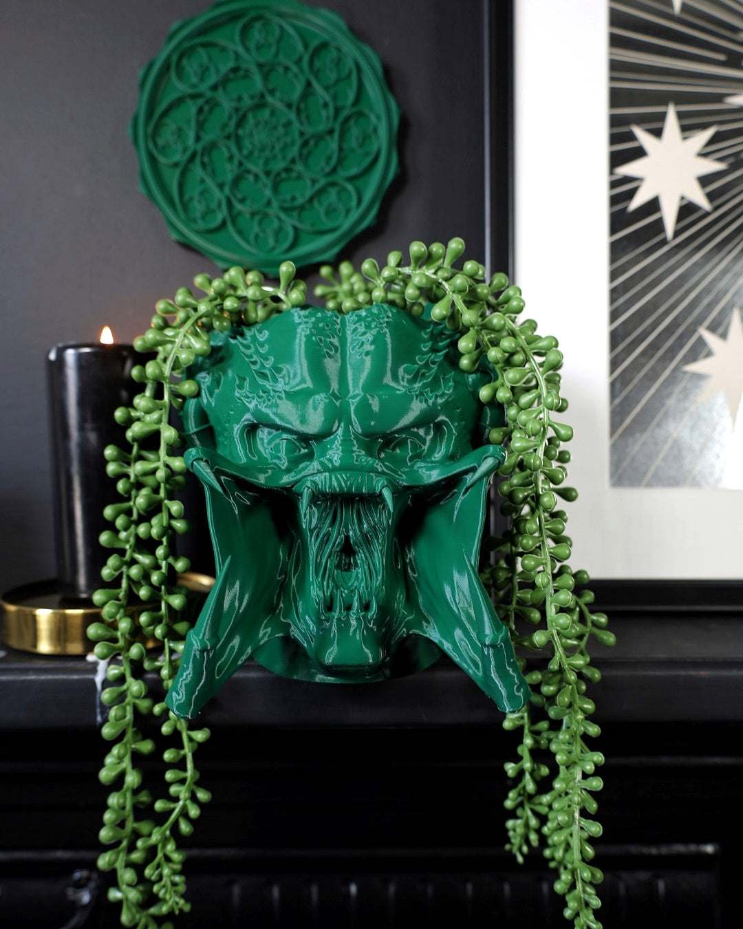 Yautja Desk Planter
