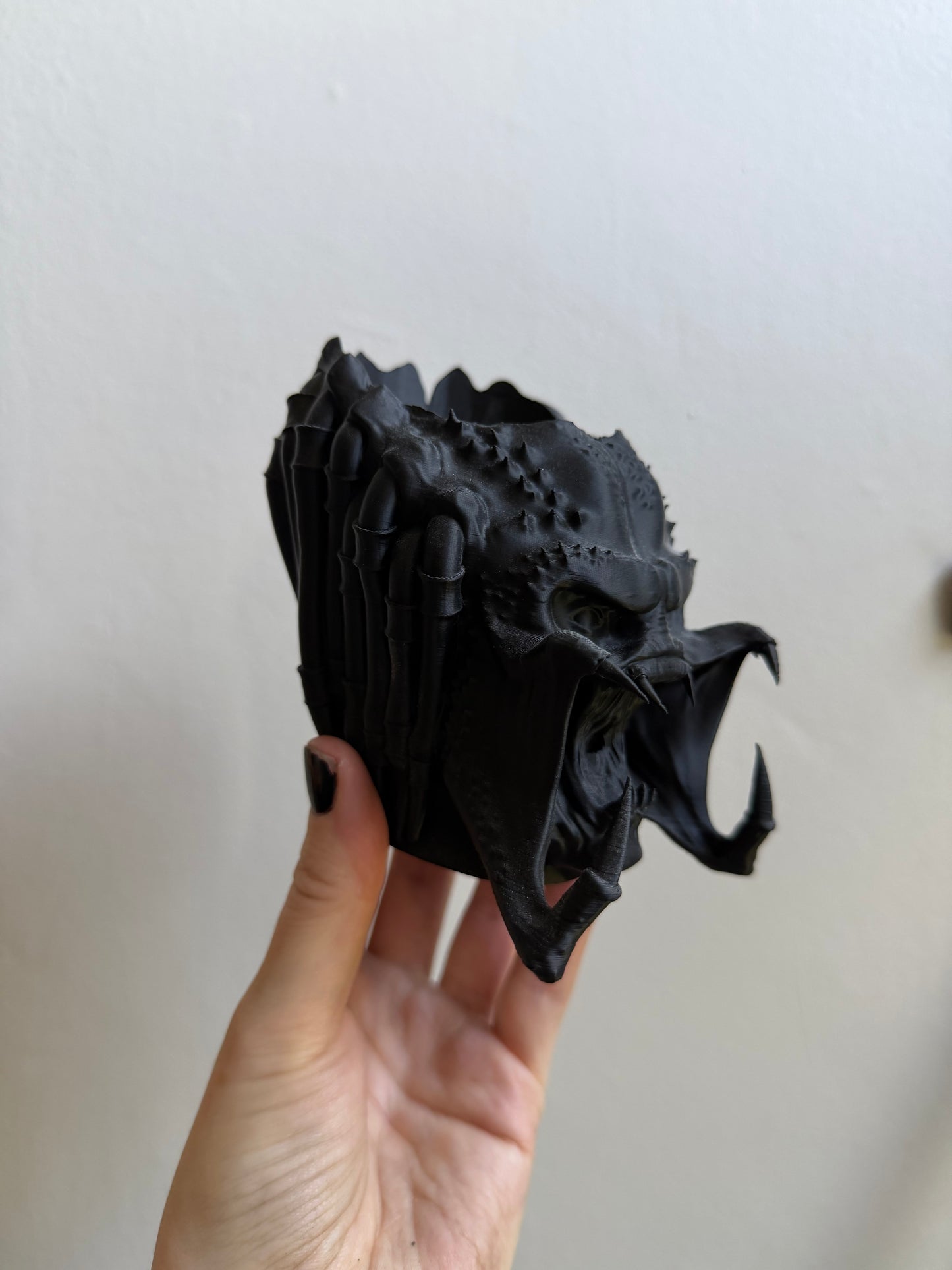 SECONDS #50 - Black Yautja Small Desk Planter