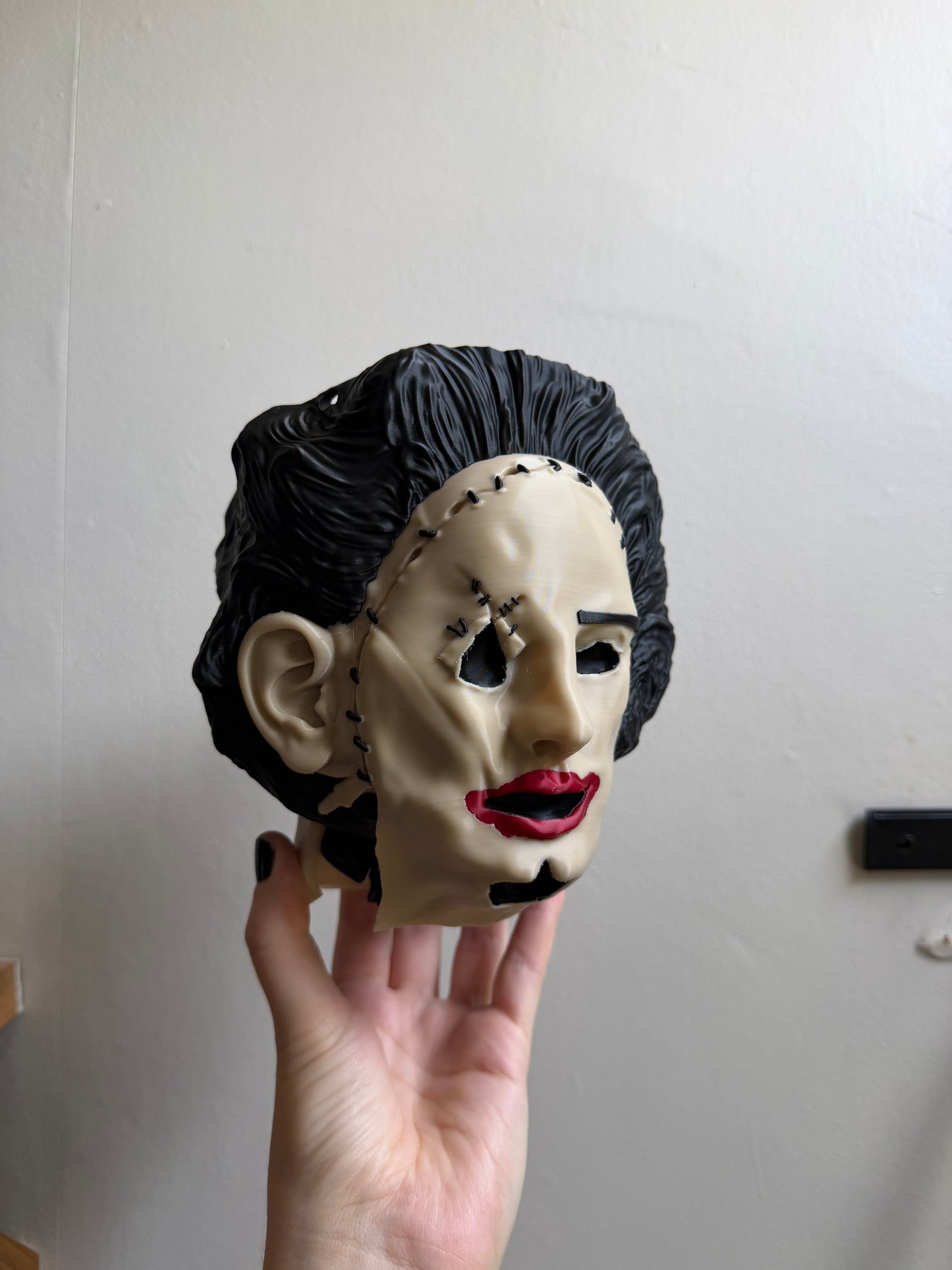 SECONDS #21/22 - Pretty Woman Hanging Planter