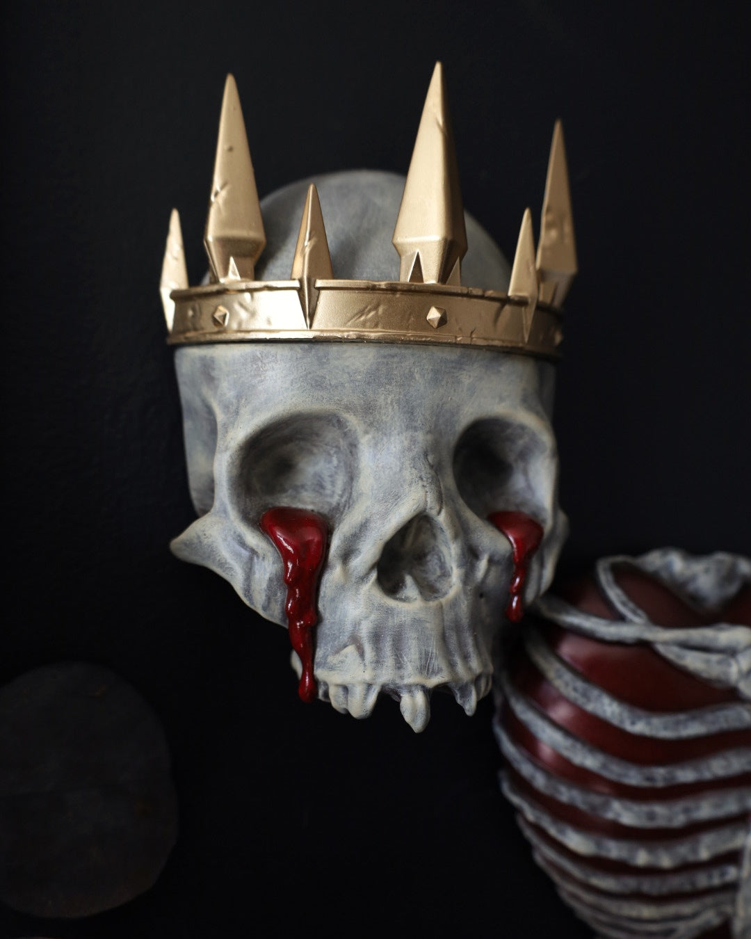 King Of Mayhem Skull & Crown Wall Hanging