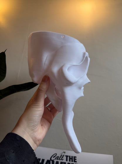 SECONDS #15 - MASSACRE HANGING PLANTER WHITE - LINED TEXTURE