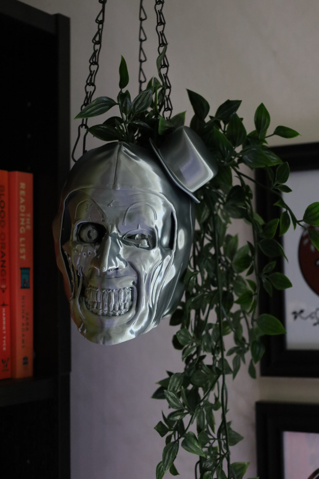 Mime Hanging Planter