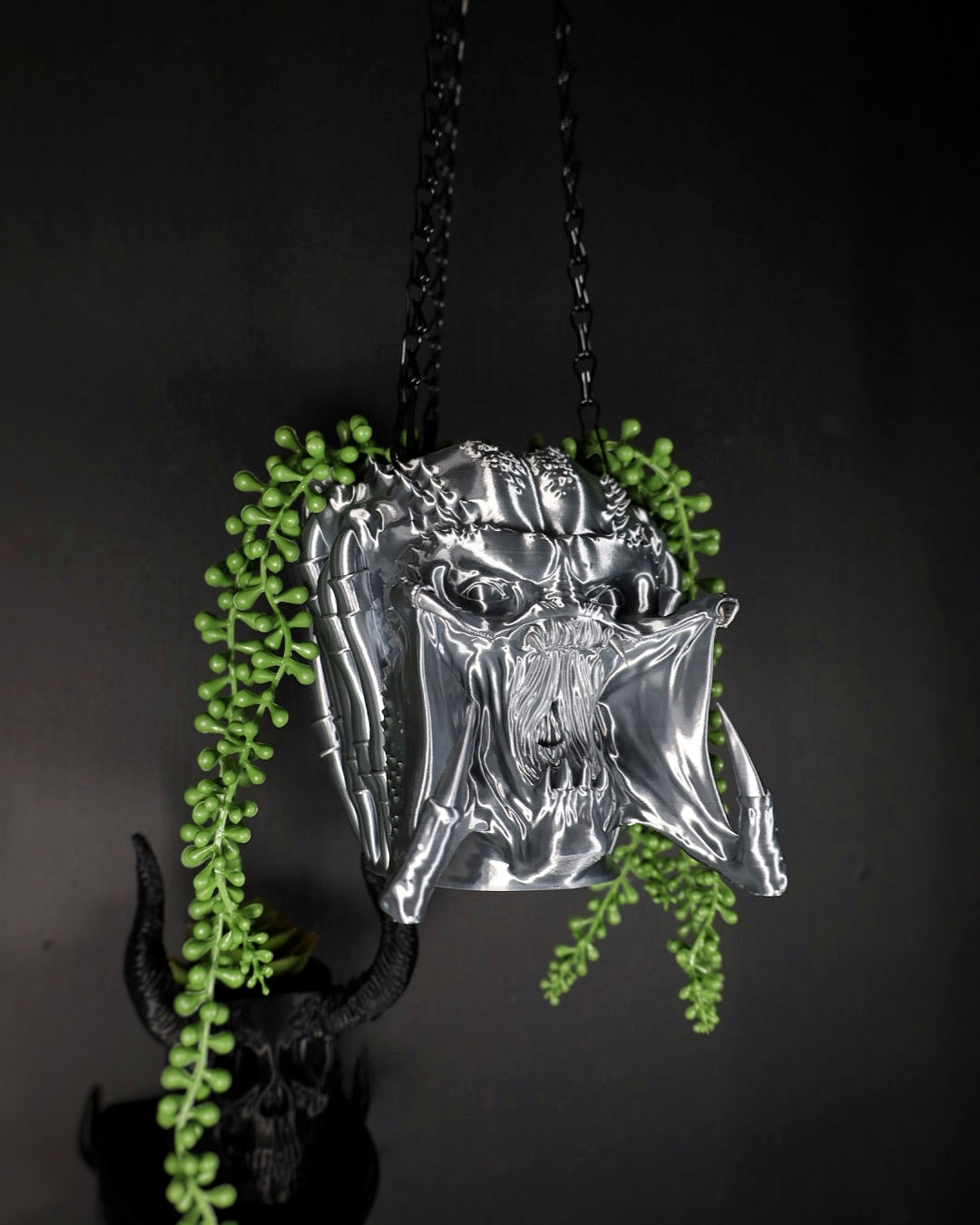 Yautja Hanging Planter