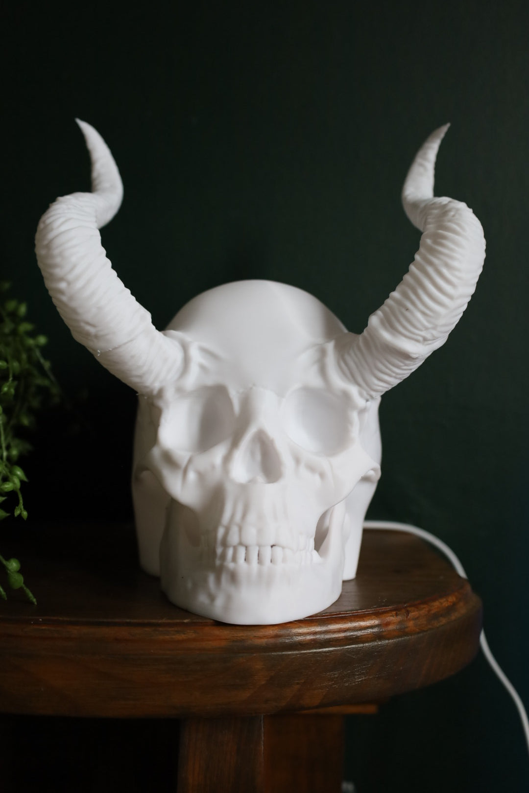 Horned Skull Lamp