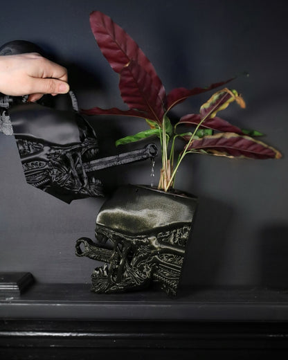 Alien themed watering can from the horror sci-fi movie Aliens