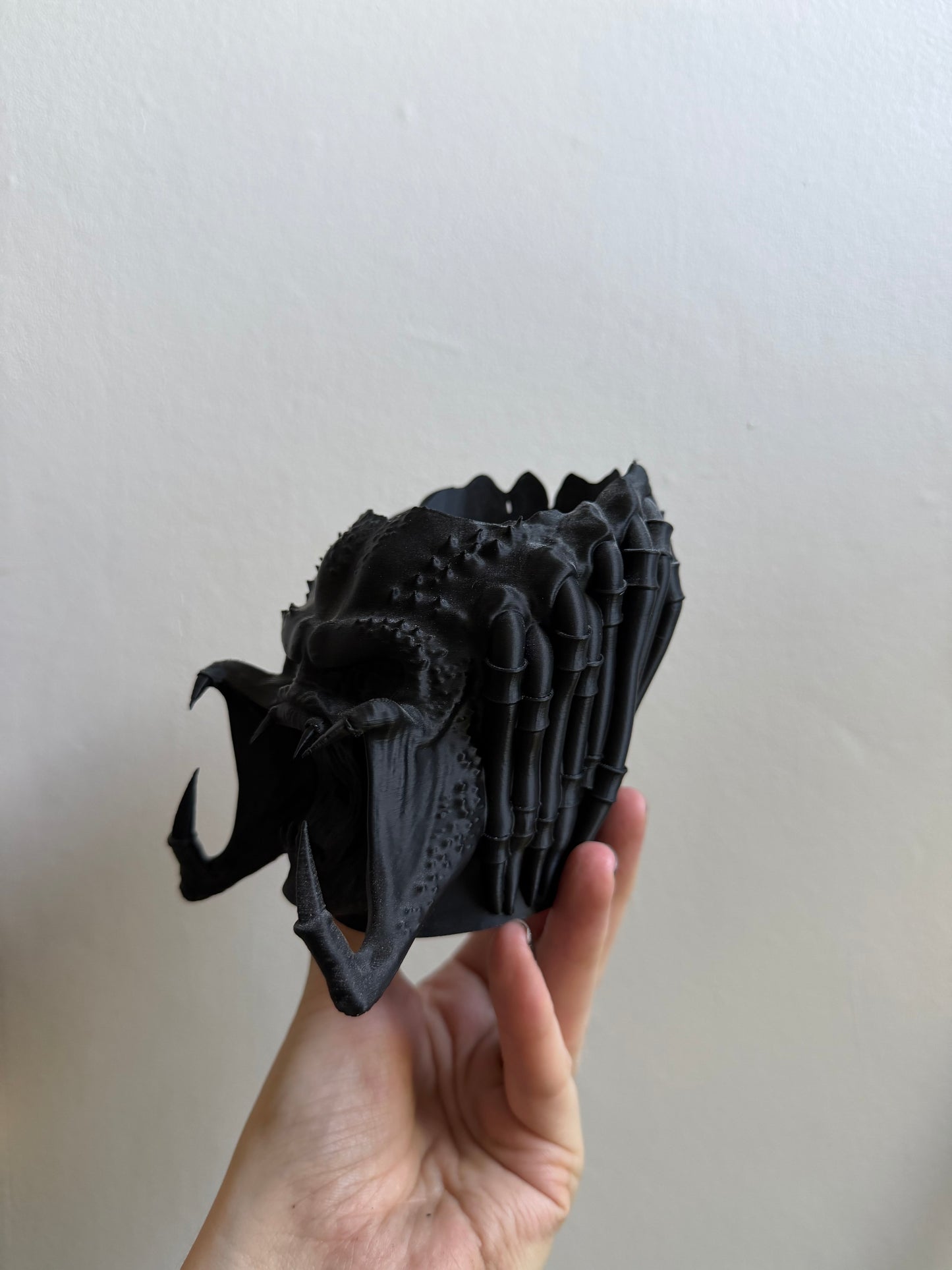 SECONDS #50 - Black Yautja Small Desk Planter