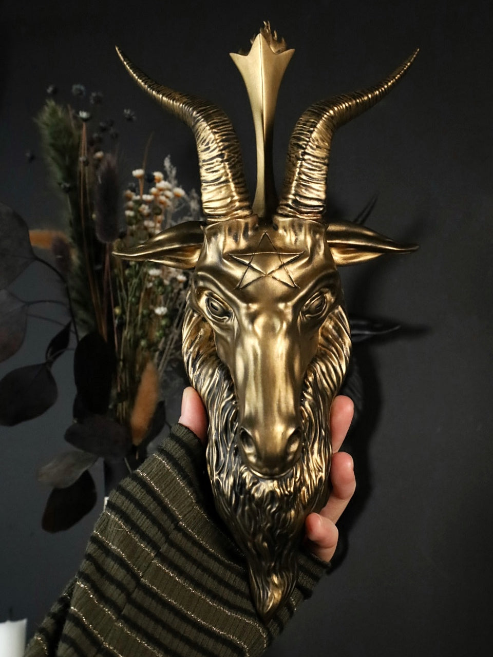 Gold goat head wall hanging 