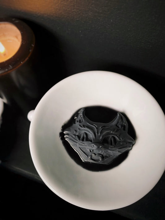 Vintage scaredy cat shape soy wax melts