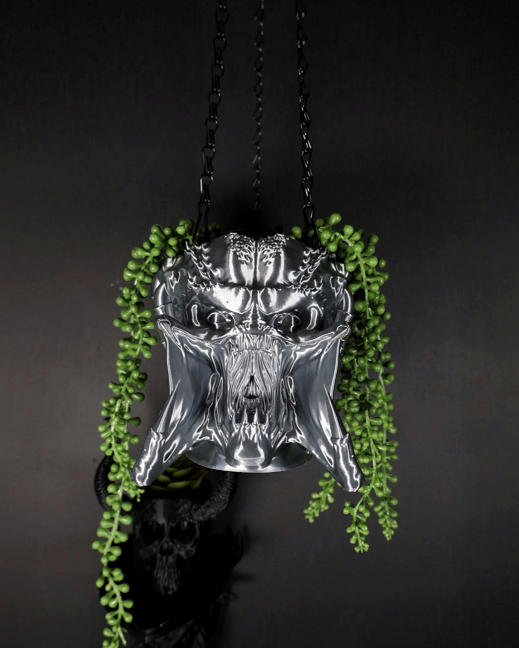 Yautja Hanging Planter