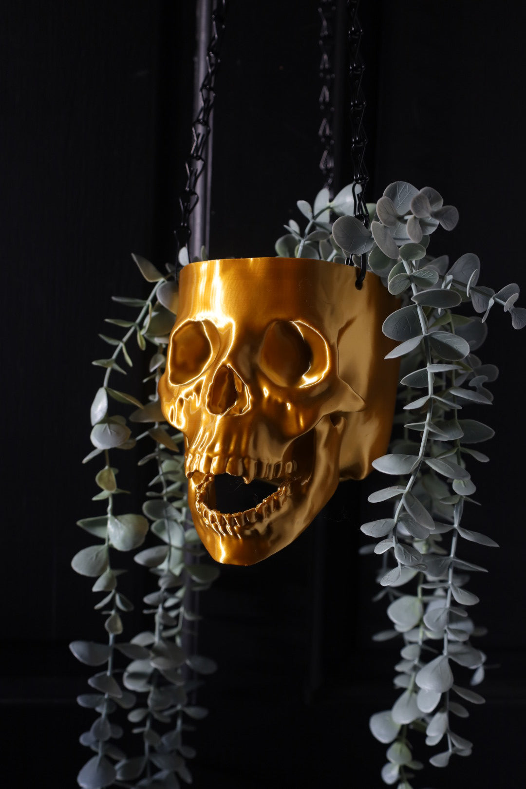 Gold gothic skull wall decor planter 
