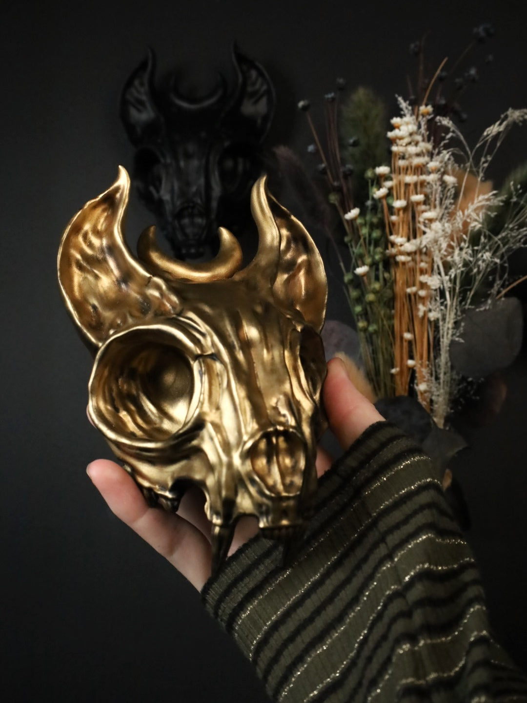 Sphinx cat skull gold wall decor with moon detail