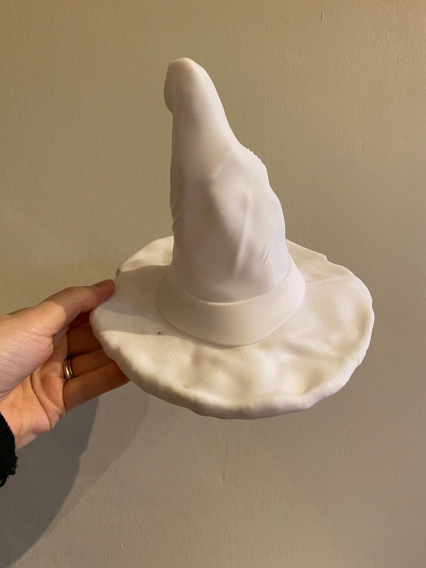 SECONDS #796 - WHITE WITCH HAT TREE TOPPER - SMALL MARKS