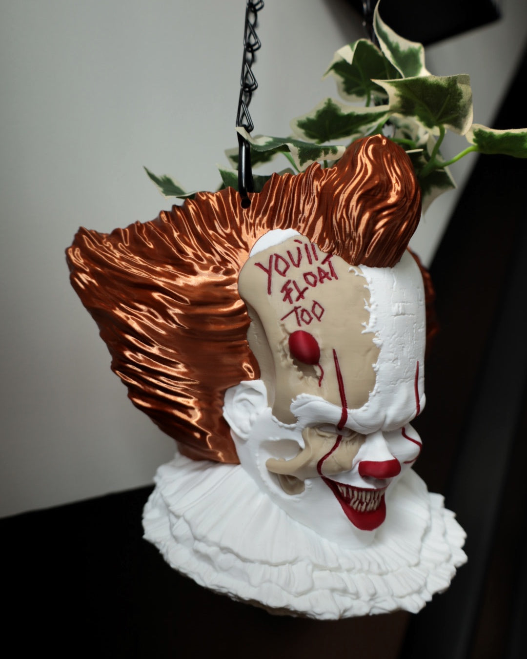 Pennywise plant pot inspired by stephen king's horror movie IT. Great horror home decor