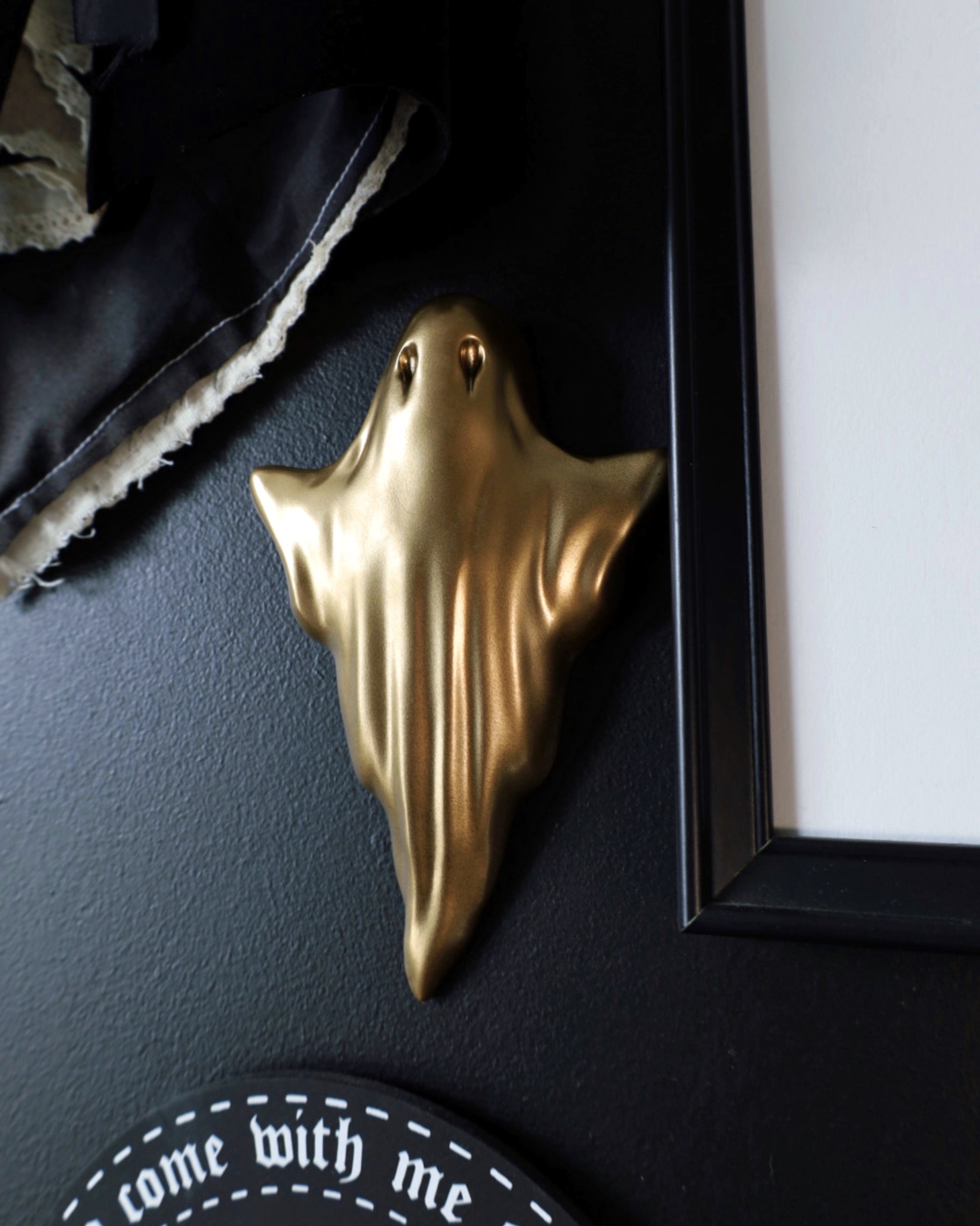Gold ghost wall art for your gallery wall gaps